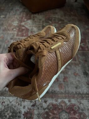 BNWOT Michael Kors cognac brown leather suede sneaker size 7.5